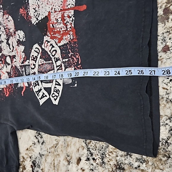 2/$10 Avenged Sevenfold faded tee - Picture 5 of 5